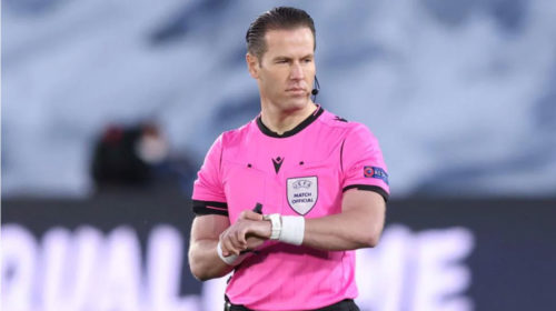 Which referees are in charge of the EURO 2020 matches?