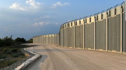 Fearing renewed refugee influx, Greece erects wall along Turkey border
