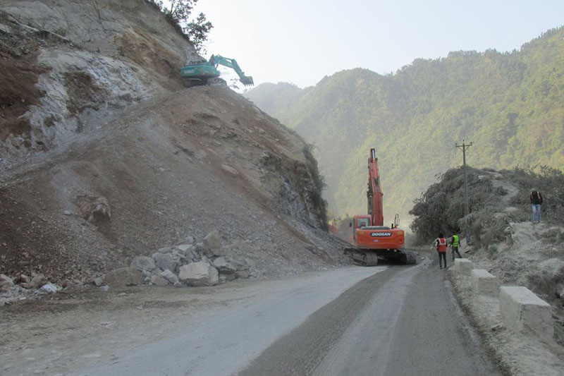 Landslides cause damage worth Rs 50 million on the Mid-Hill Highway