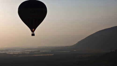 Man falls to death from hot air balloon in Israel
