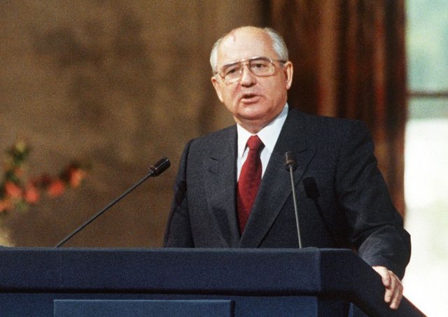 Gorbachev says Nobel Peace Prize ‘good news’ for world press