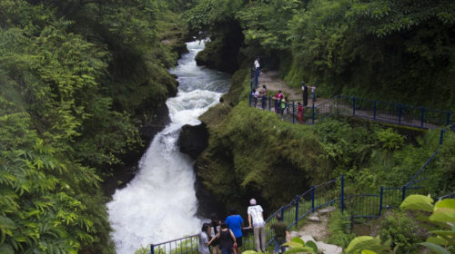 Tourists increase in Davies Falls, earning 2 crores annually